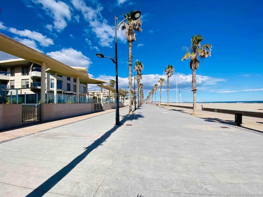 Stylish Apartment With Terrace On The Beachfrom Βαλένθια Εξωτερικό φωτογραφία